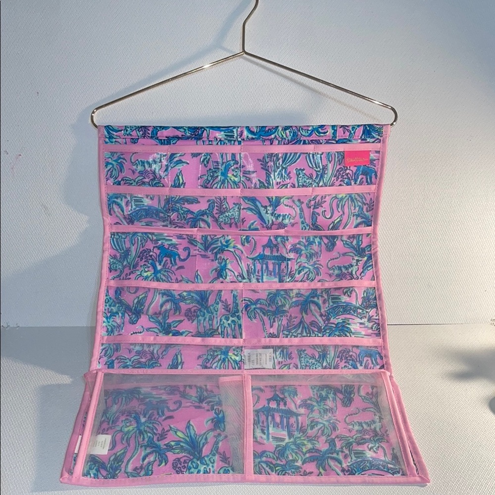 Lilly Pulitzer Out of office Hanging organizer NEW